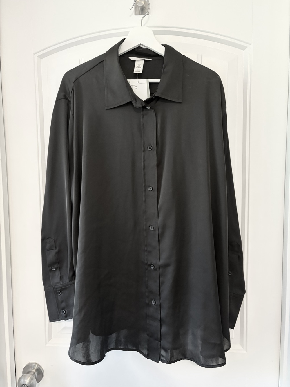 NWT H&M Button-Down Satin Silky Blouse, Black